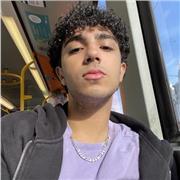 Oberstüfler gibt Mathe und Englisch Nachhilfe